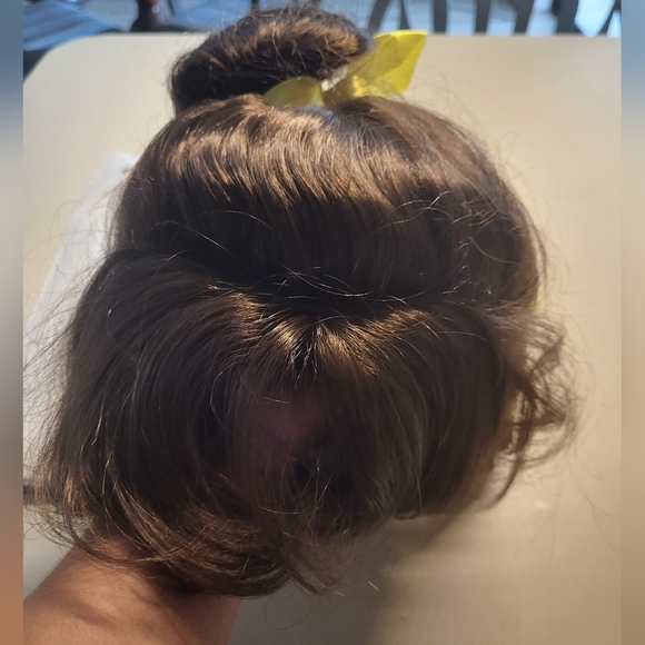 Disney Beauty & the Beast Princess Belle Wig Brown w/ yellow ribbon - Picture 3 of 8